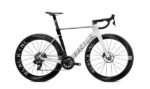 BICICLETA FACTOR OSTRO VAM WHITE CHROME SRAM RED AXS PREMIUM TAM  54